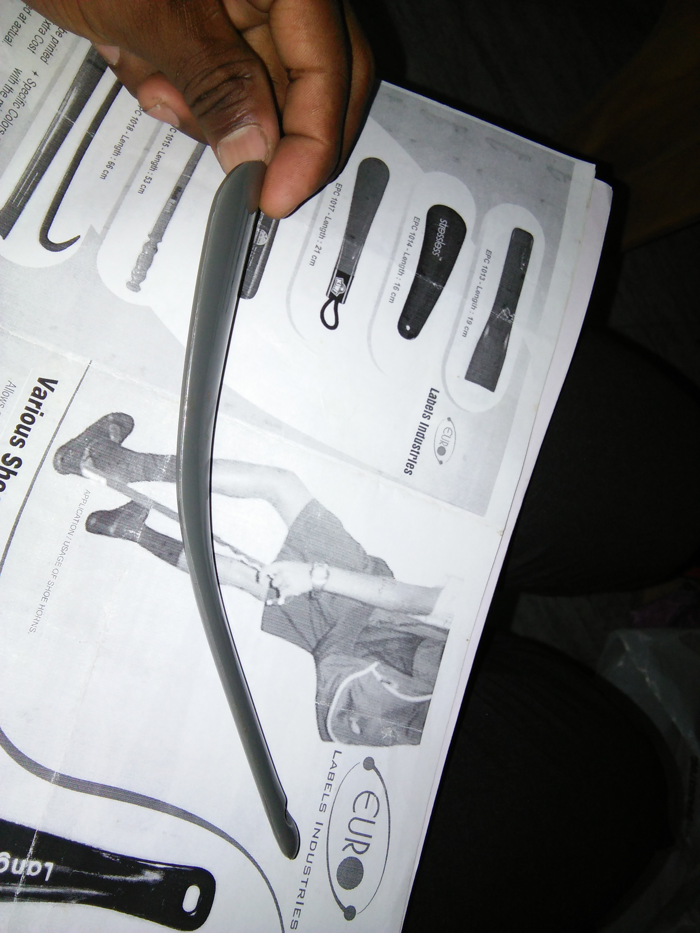 How to design a shoe horn in catia or solid work