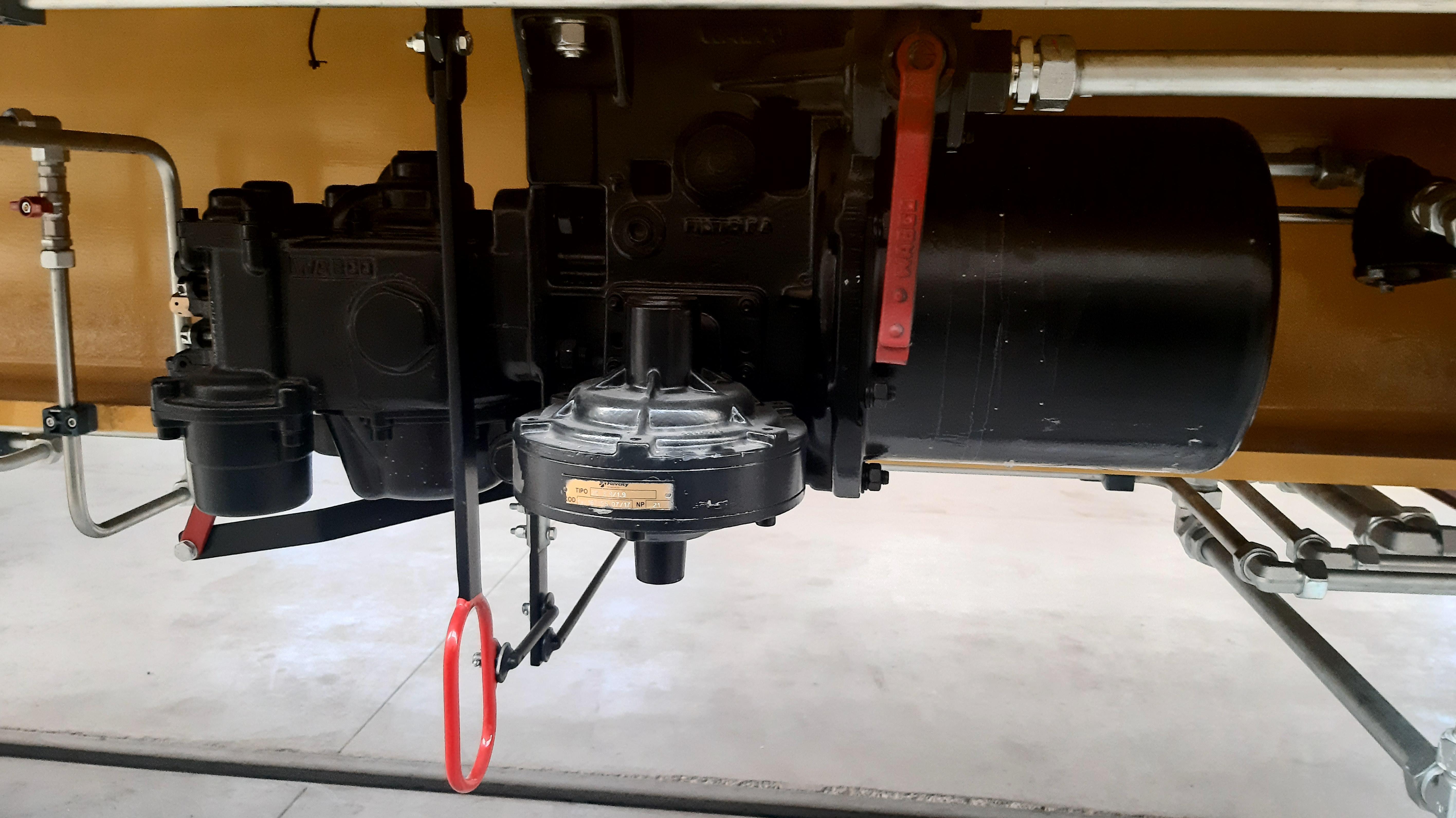 Are there some useful 3d models of railway distributor valves