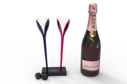 Moet champagne game set