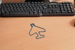 Airplane paper clip