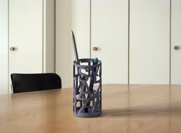 Family Names Pen Holder