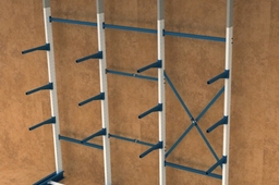 Cantilever rack
