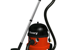 Vacuum Cleaner 'Henry'